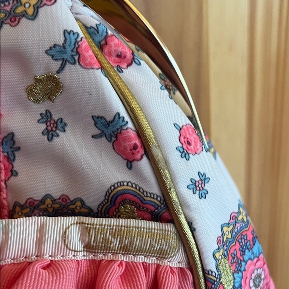 🪷 NWOT 🪬 RARE leSportsac x Manough Floral Pink and White Women's Handbag - Picture 13 of 15